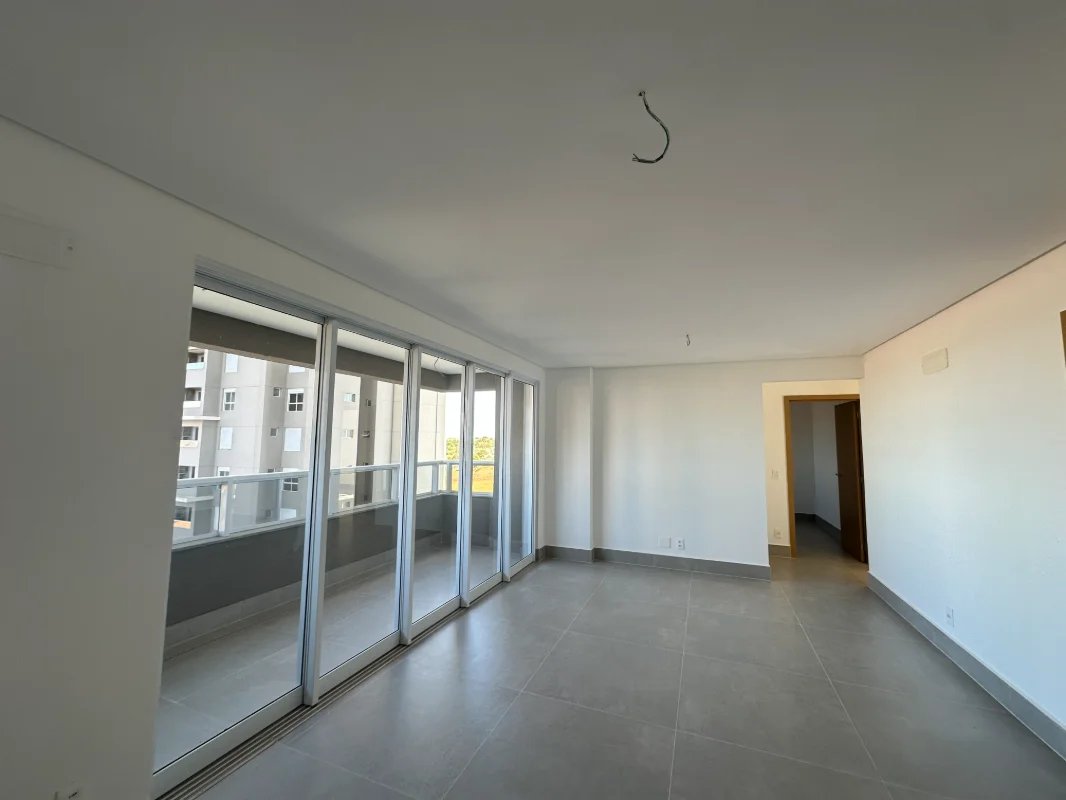 Apartamento à Venda no Park Lozandes - Imagem 1