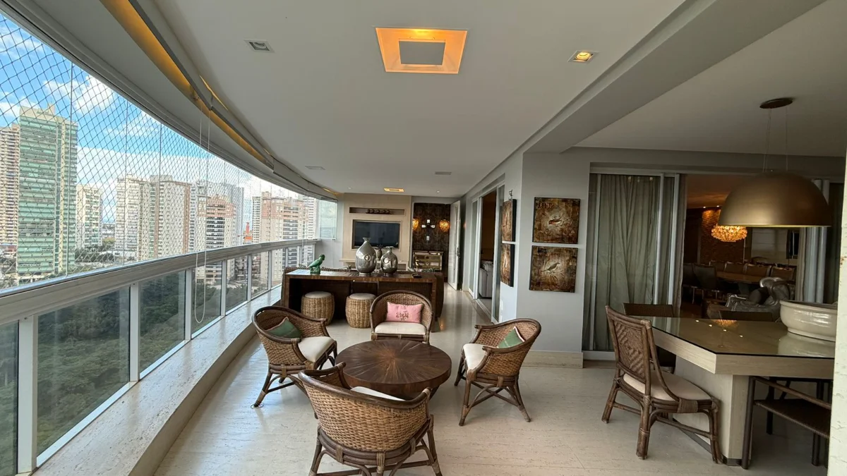 Apartamento 4 suítes Vista Definitiva Nascente Mobiliado Frente ao Parque Flamboyant - Imagem 1