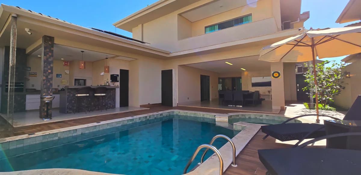 Fachada do Casa Condomínio Jardins Mônaco | 385 m² | 5 Suítes | Piscina