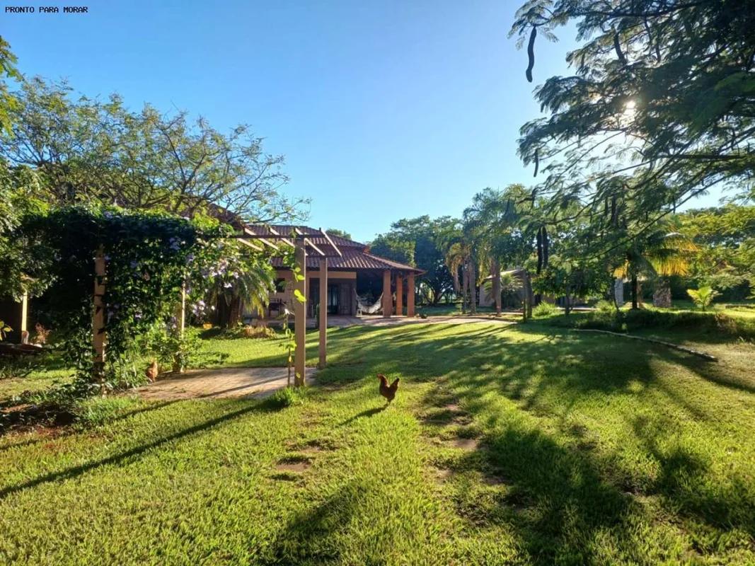 Fachada do Chácara em condomínio - Trindade