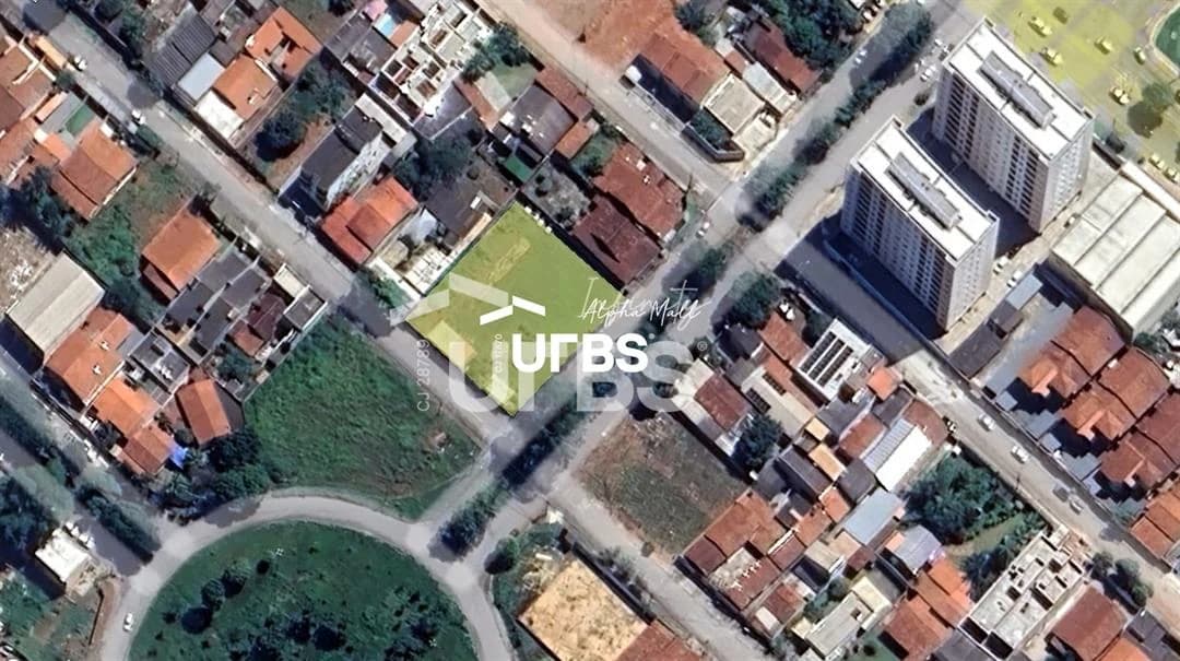Fachada do Área no Setor Vila Rosa de 1.950 m² em Goiânia