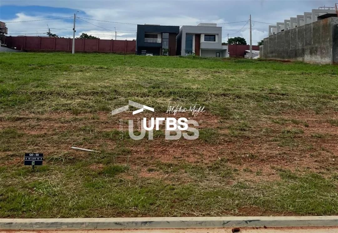 Fachada do Lote à Venda no Jardins Sevilha