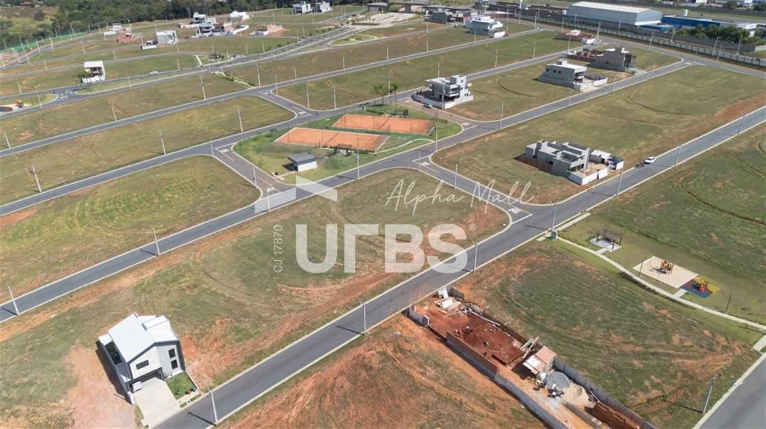 Fachada do Lote Plano no Jardins Versalhes | 215m² | Pronto para Construir